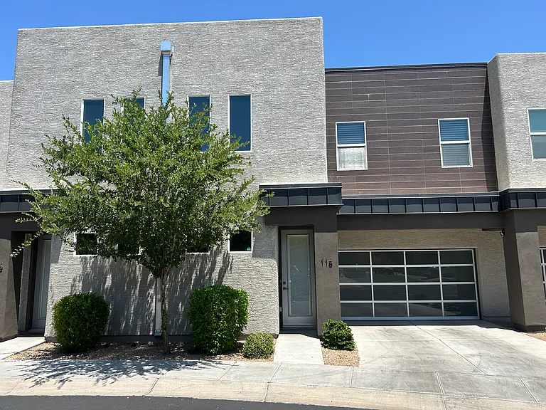 2315 E Pinchot Ave #115 — Photo 4