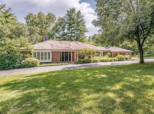 10650 Clayton Rd, Saint Louis, MO 63131