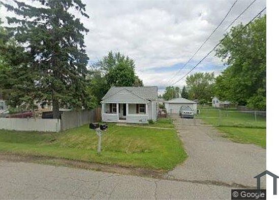 1st image of 1028 W Schumacher Ave