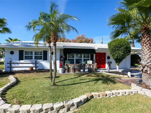 9128 142nd St, Seminole, FL 33776