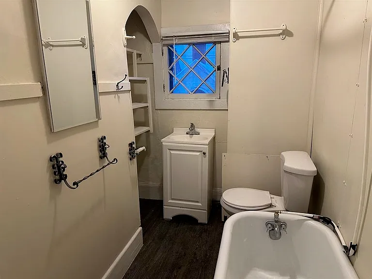 489 Pine St #3 — Photo 8