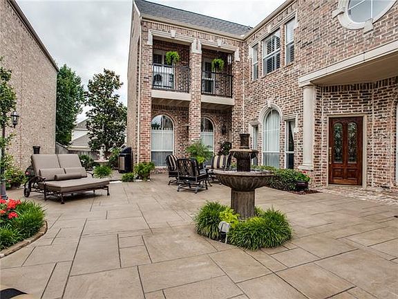 3rd image of 3761 Milano Ln