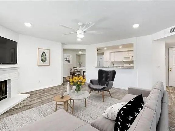 4th image of 1050 E Washington Ave Unit 46