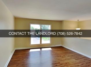 322 Hemlock Ave, Romeoville, IL 60446