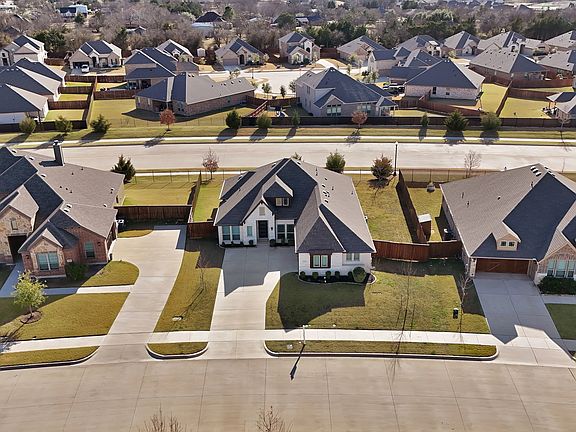 4th image of 4054 Grove Valley Rd