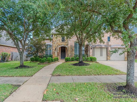 2nd image of 3814 Bluffstone Ct