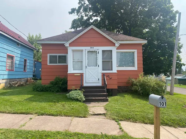 101 E Pine Street, Ironwood, MI 49938