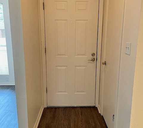3rd image of 83 Moonflower Ct