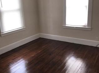 310 Oakland St APT 1R, Springfield, MA 01108