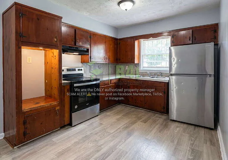 5421 Susan Ln — Photo 3