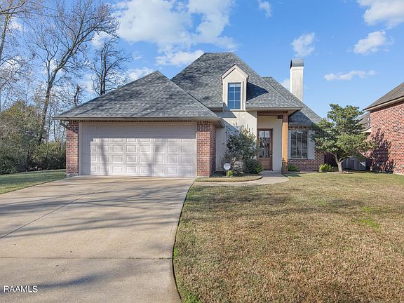 2nd image of 210 Grazing Trace Dr