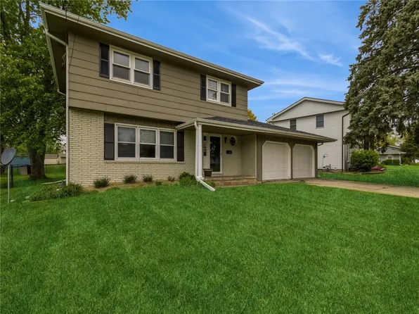 317 E 23rd St N, Newton, IA 50208