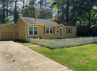715 Woodbury Rd, Jackson, MS 39206