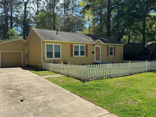 715 Woodbury Rd, Jackson, MS 39206