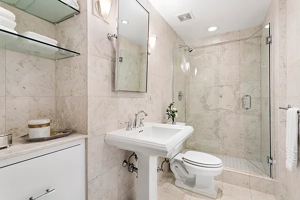 Rented by Compass | media 6