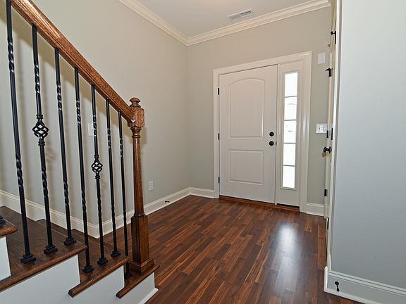 2nd image of 1644 Cambria Dr #B