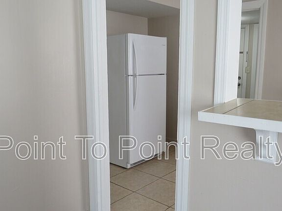 5th image of 3343 Post St APT 1