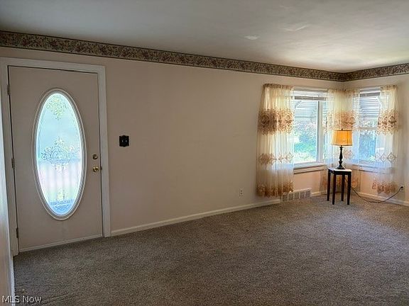 4th image of 884 Hartshorn St