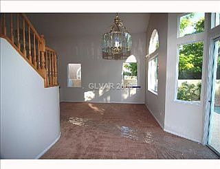 4th image of 9449 Grenville Ave