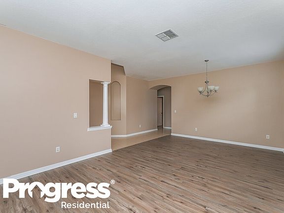 3rd image of 416 Fern Gulley Dr