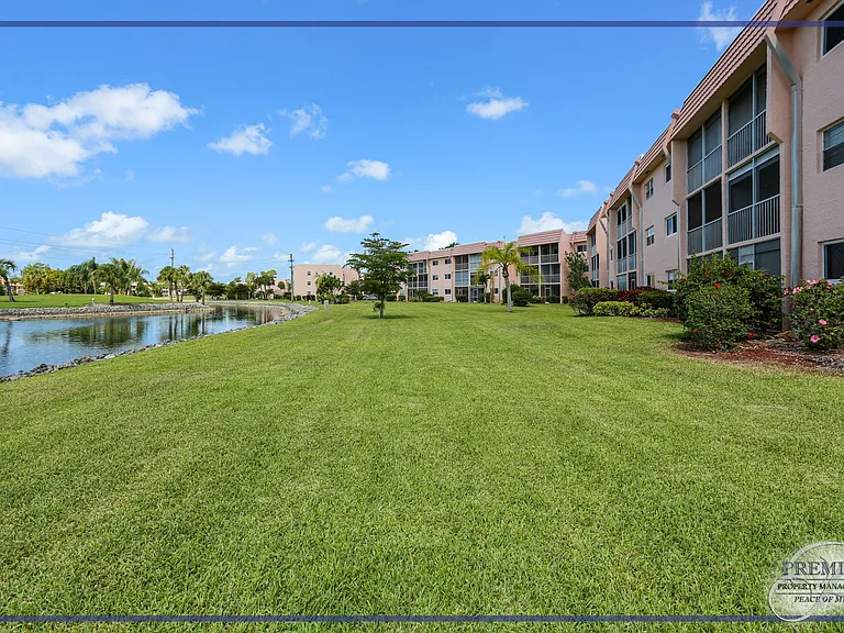 300 Forest Lakes Blvd #202 — Photo 25