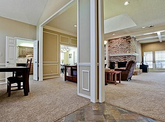 4th image of 2503 Copper Creek Ln
