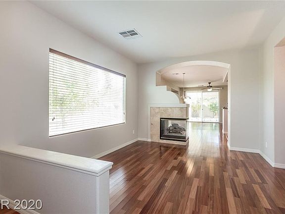 3rd image of 3263 Bronze Leaf St