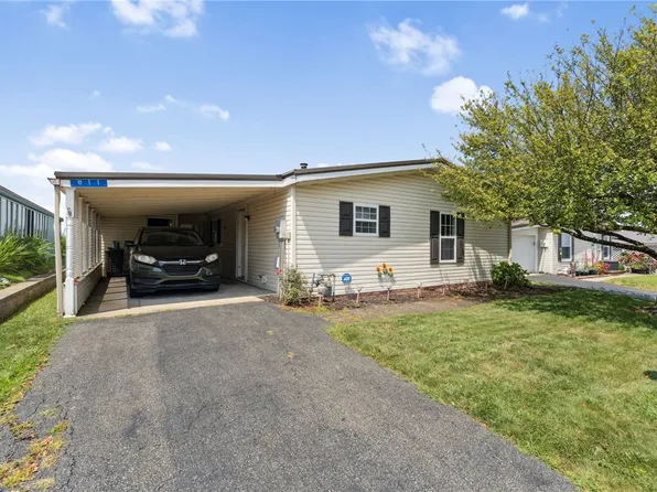 811 Clover Ln, Murrysville, PA 15668