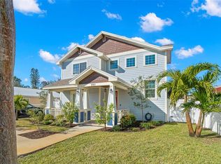 2911 53rd St S, Gulfport, FL 33707