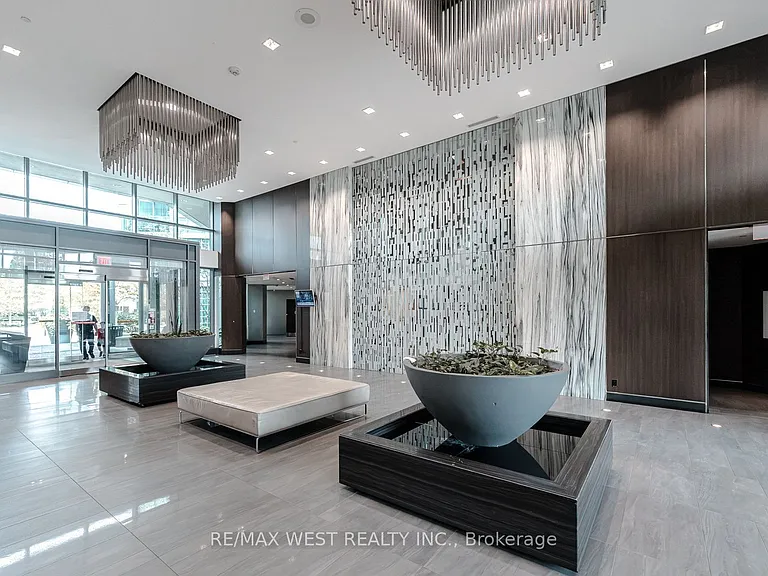 215 Sherway Gardens Rd #212 — Photo 4