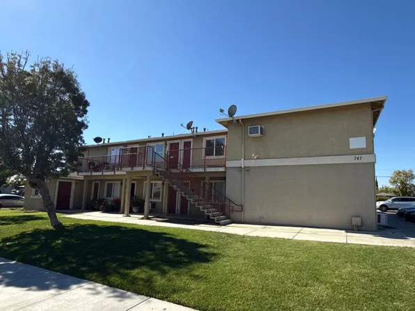 747 Illinois Ave., 747 Illinois Ave #9, Los Banos, CA 93635