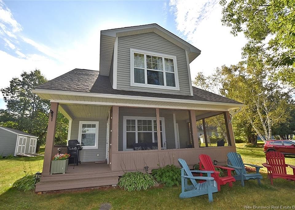 1st image of 21 Farm House Ln