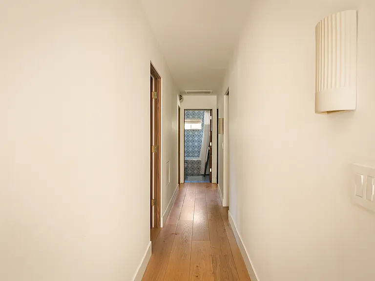 1028 Summit Ave #A — Photo 38