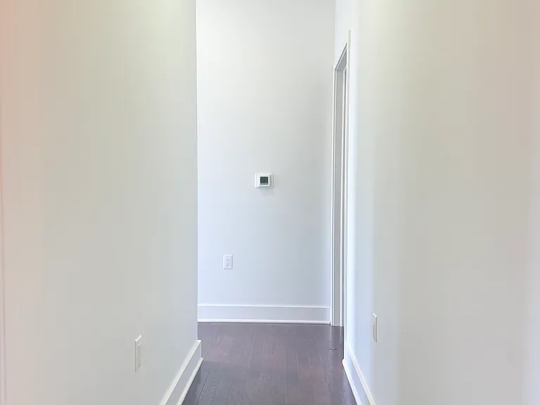 50 S Jefferson St #302 — Photo 10