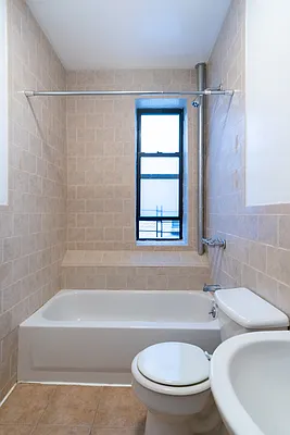 Rented by Julianna Realty Corp | media 18