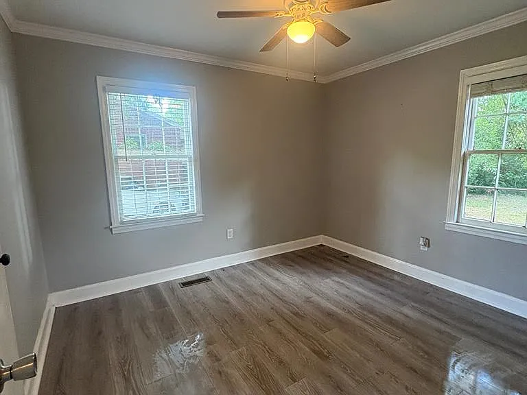 3927 Austin Dr — Photo 6