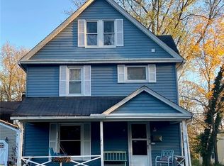 114 Elm Ct, Chagrin Falls, OH
