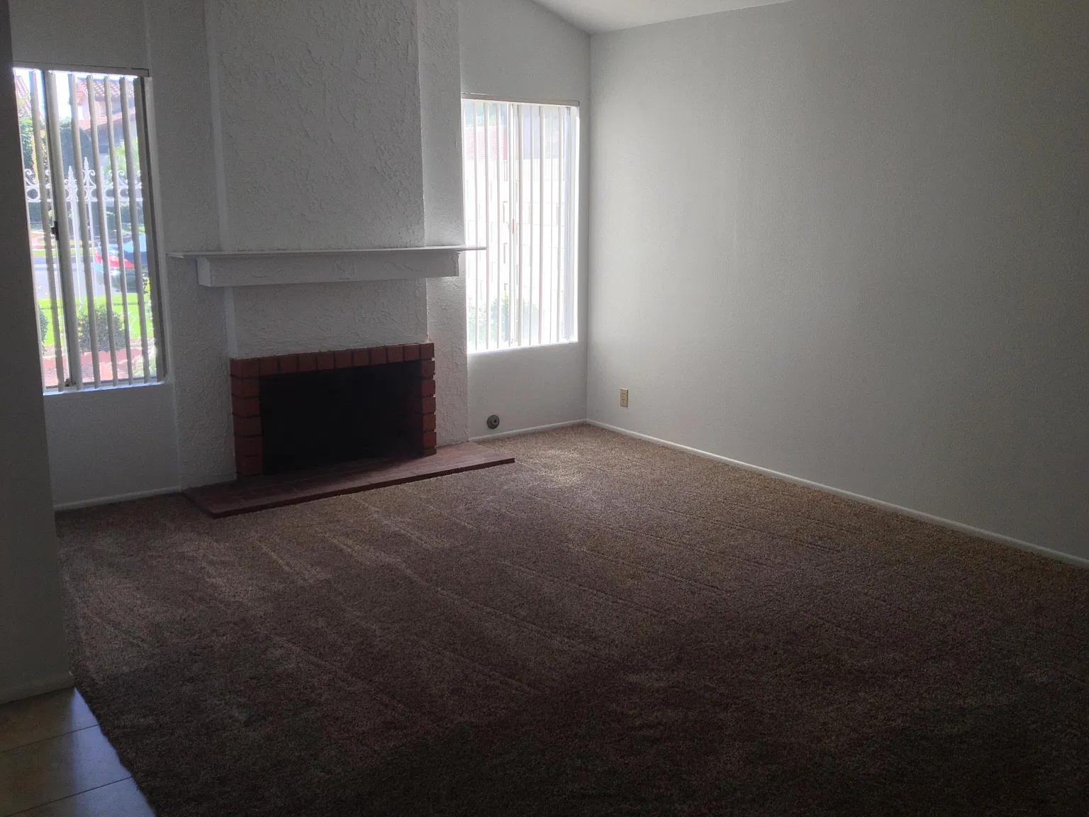 4 bed, 1404 sqft, $3,895 — Photo 4