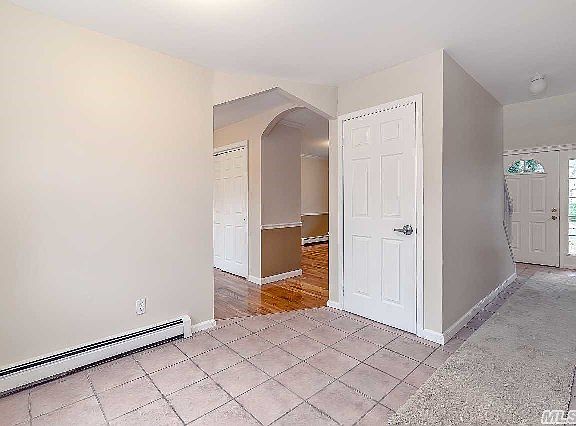 5th image of 51 Pine St