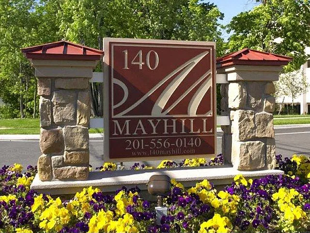 140 Mayhill — Photo 1