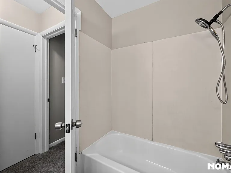 35 Lima St — Photo 16