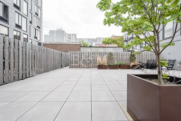 Rented by Brick&Mortar | media 39