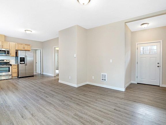 3rd image of 2331 S G St #A