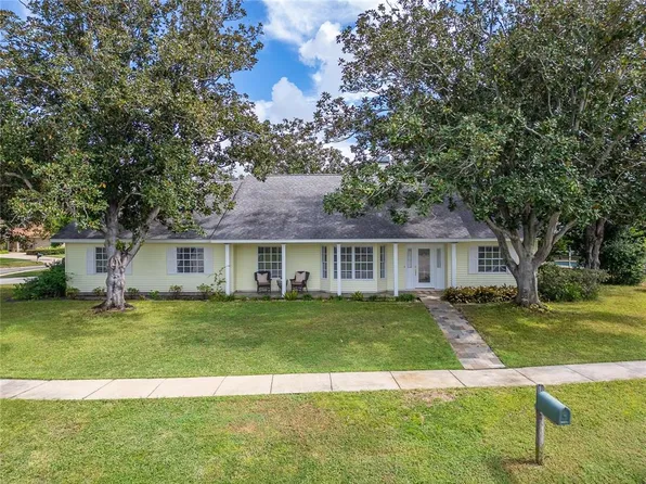 2873 Sea Pines Cir W, Clearwater, FL 33761