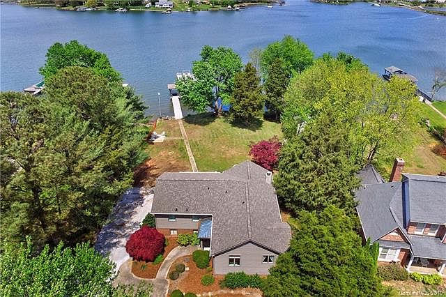 1st image of 176 Ponderosa Cir