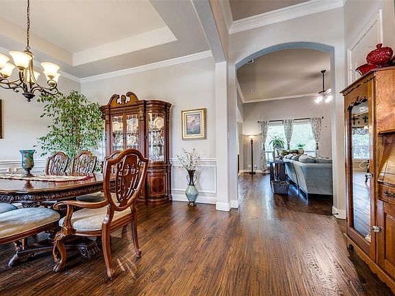 4th image of 1740 Winding Creek Ln