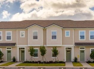 305 Annies Pl, Jacksonville, FL 32218