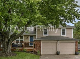 818 Valerie Ln, Gardner, KS 66030
