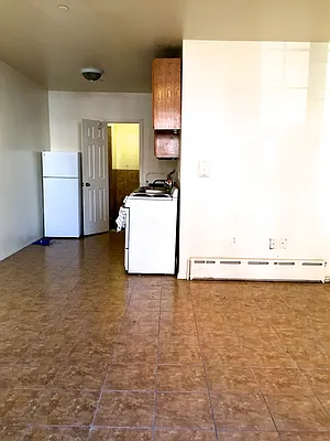 Rented by Grand & Co. | media 62