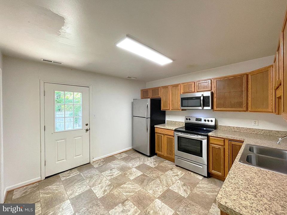 2nd image of 22097 Spring Valley Dr